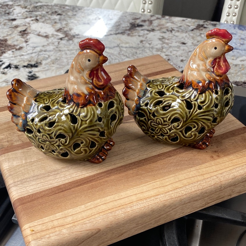 Ceramic Rooster Figurines - Picture 4 of 4